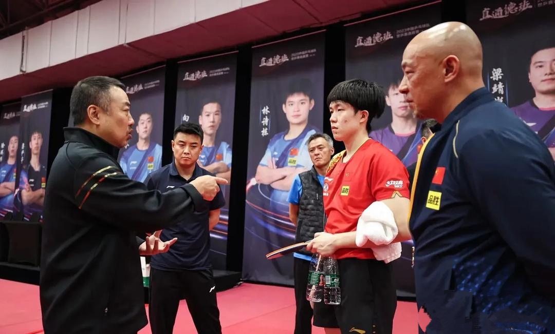 包含全明星赛赛前再迎强敌，里尔强势反弹，主帅态度——震撼外界，控场能力受关注的词条